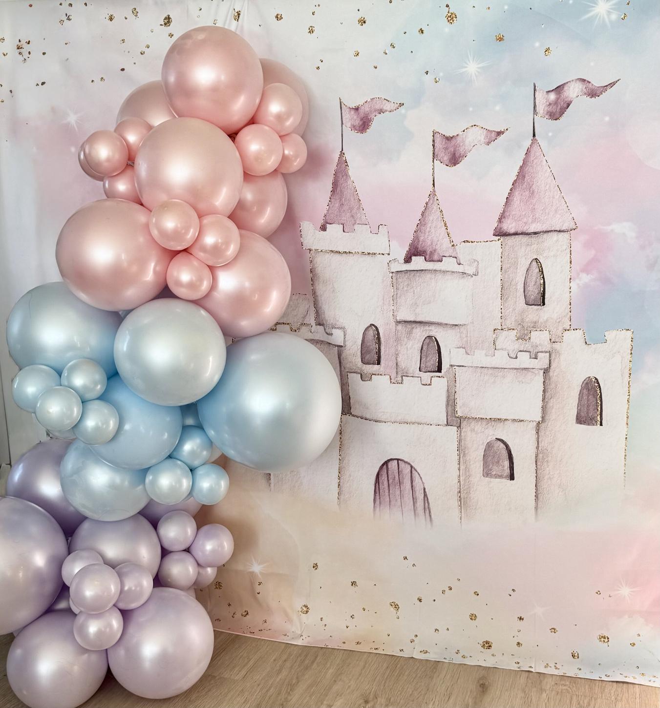 Balloon wall