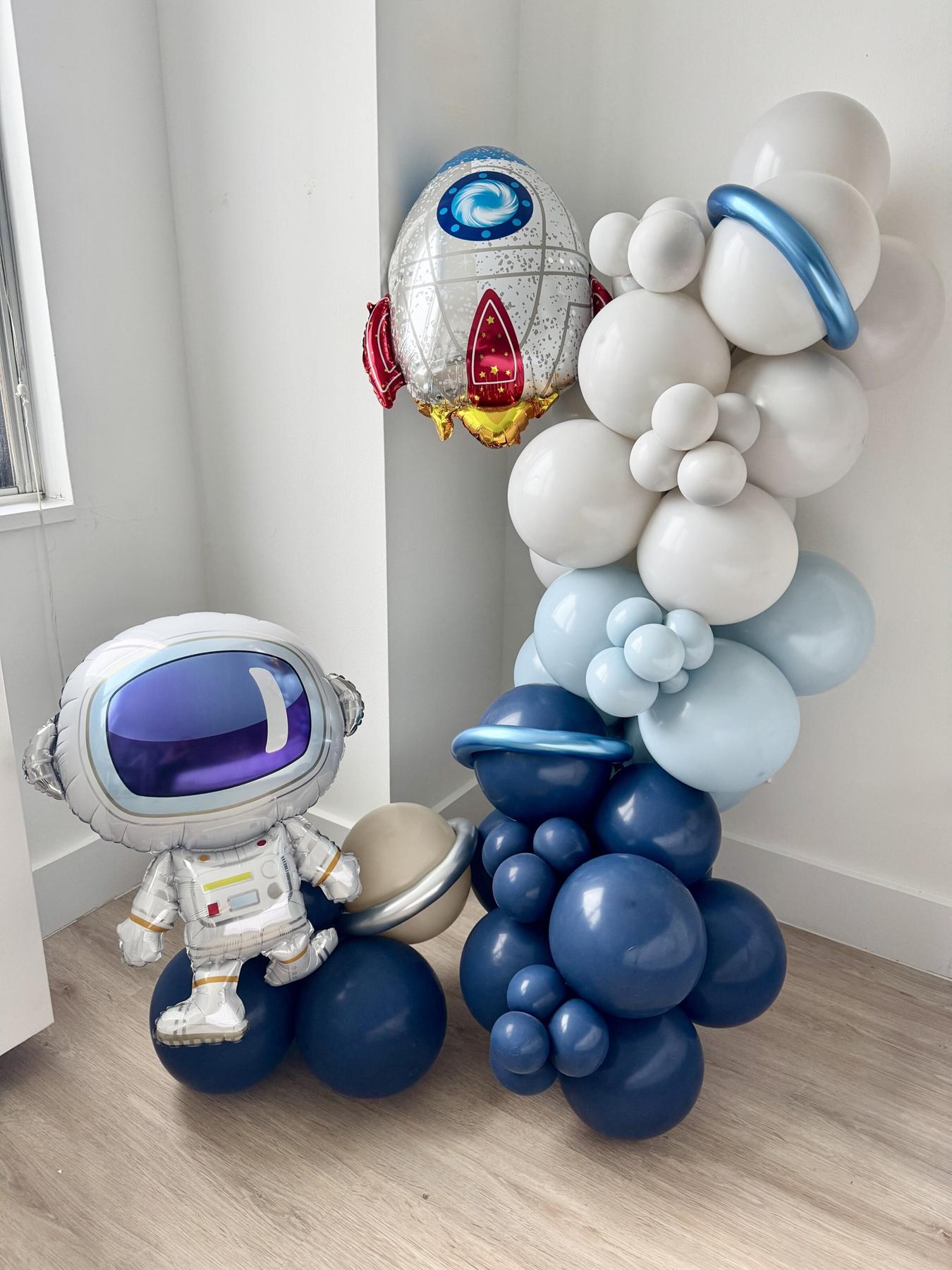 Spaceman balloons